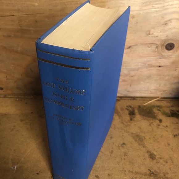 ONE VOLUME BIBLE COMMENTARY By John R. Dummelow - Hardcover - Picture 5 of 16